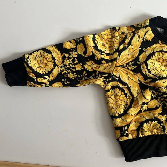 Versace sweater - Picture 3 of 9